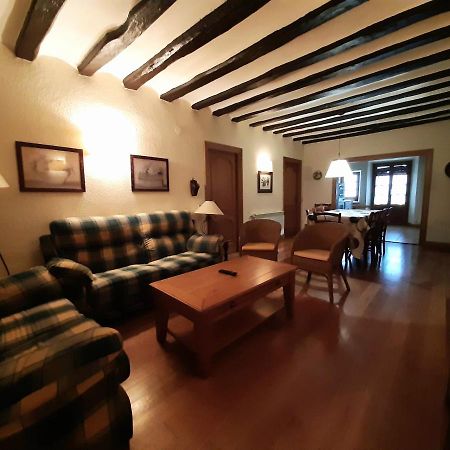 Apartamentos Lazkano I Y II ウアルテ＝アラキル エクステリア 写真