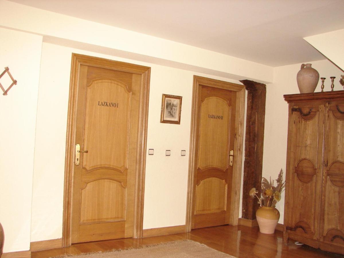 Apartamentos Lazkano I Y II ウアルテ＝アラキル エクステリア 写真
